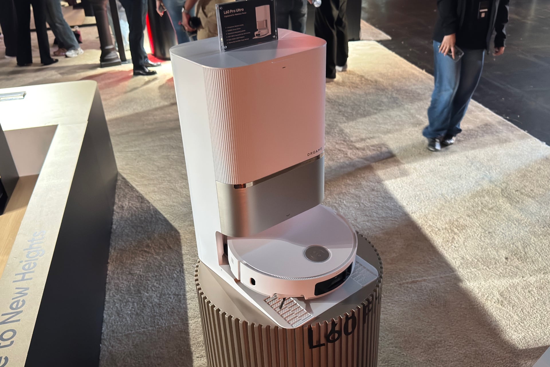 Dreame L60 Pro Ultra Vue d'ensemble
